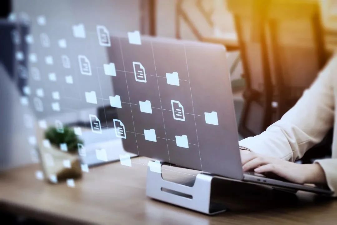 因照片涉嫌泄密，這篇新聞報道被連夜撤下