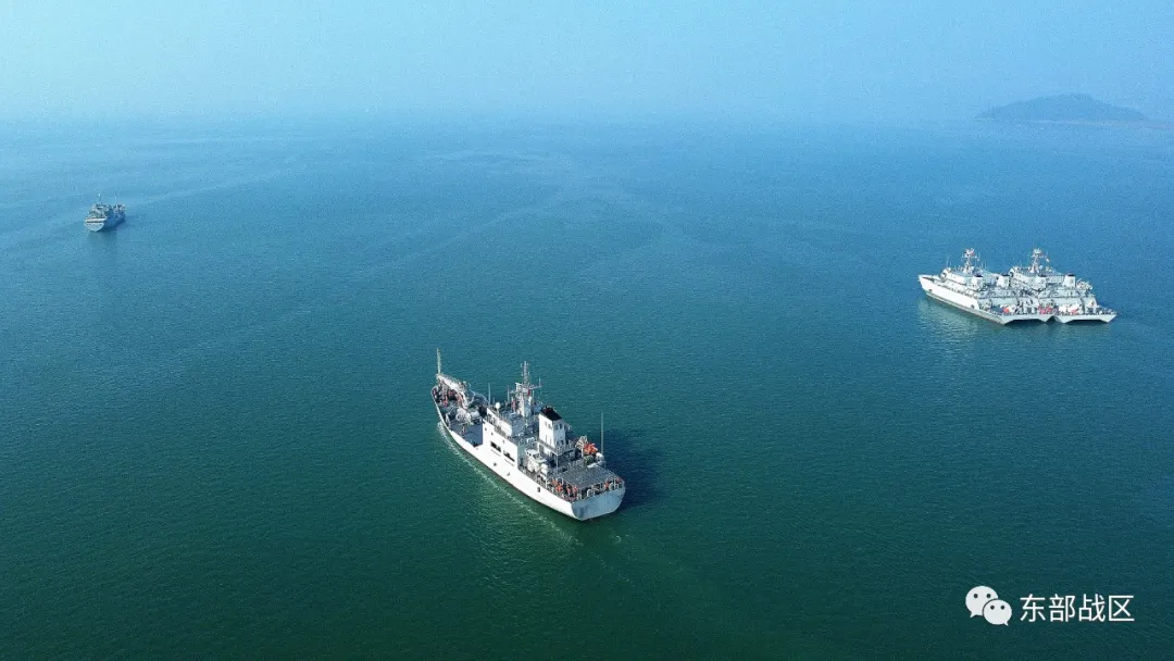 東海某海域，鏖戰(zhàn)五天四夜