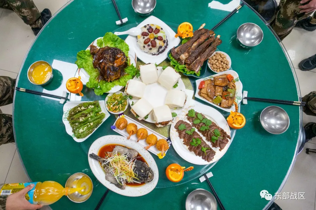 這個中隊年夜飯每道菜都有“虎”
